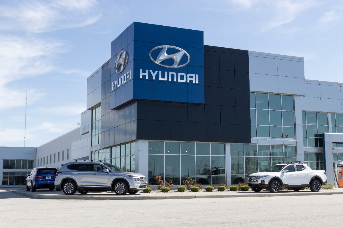 Why are Hyundai cars among the most recommended cars for immigrants in the U.S.?