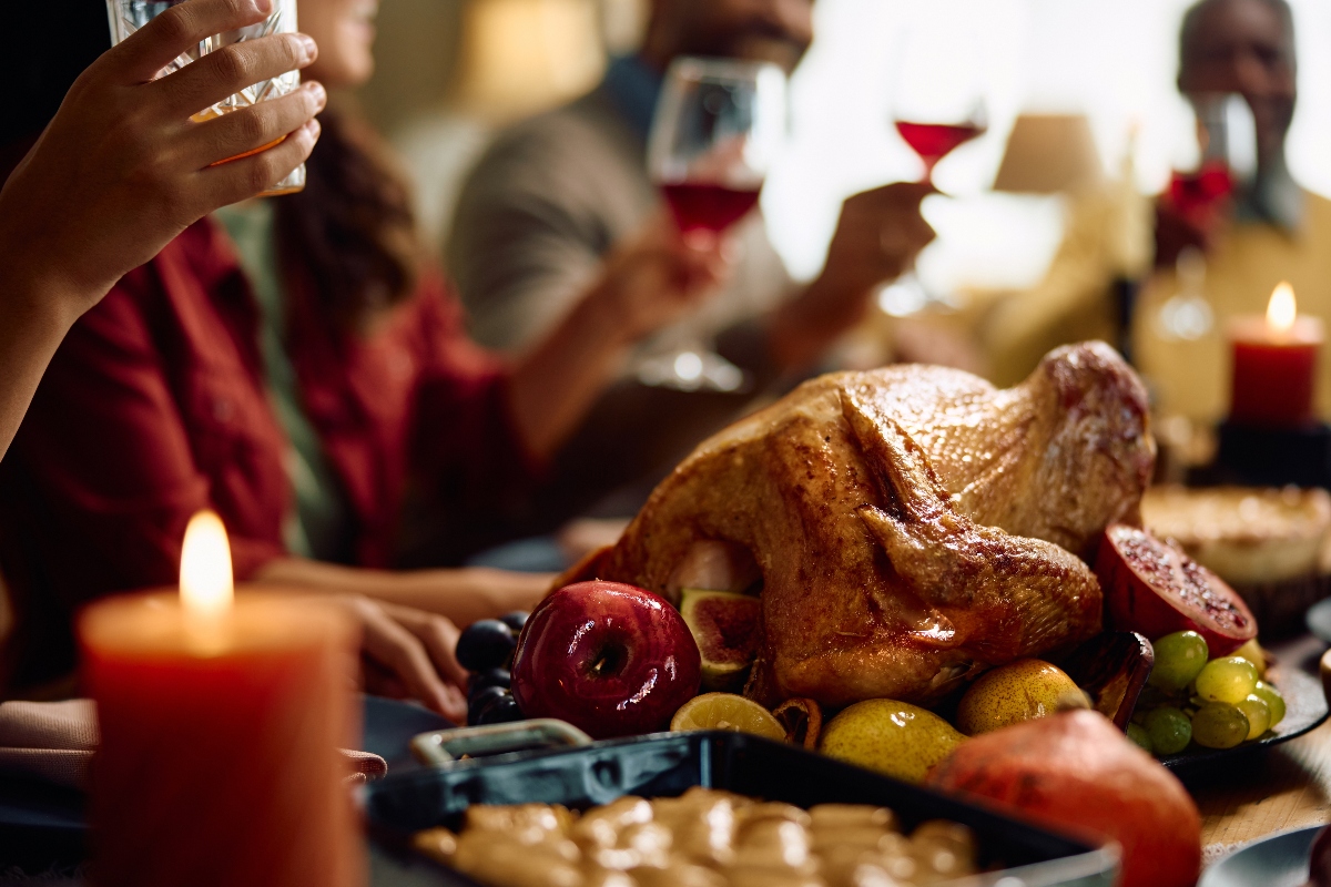 What NOT to do during Thanksgiving dinner