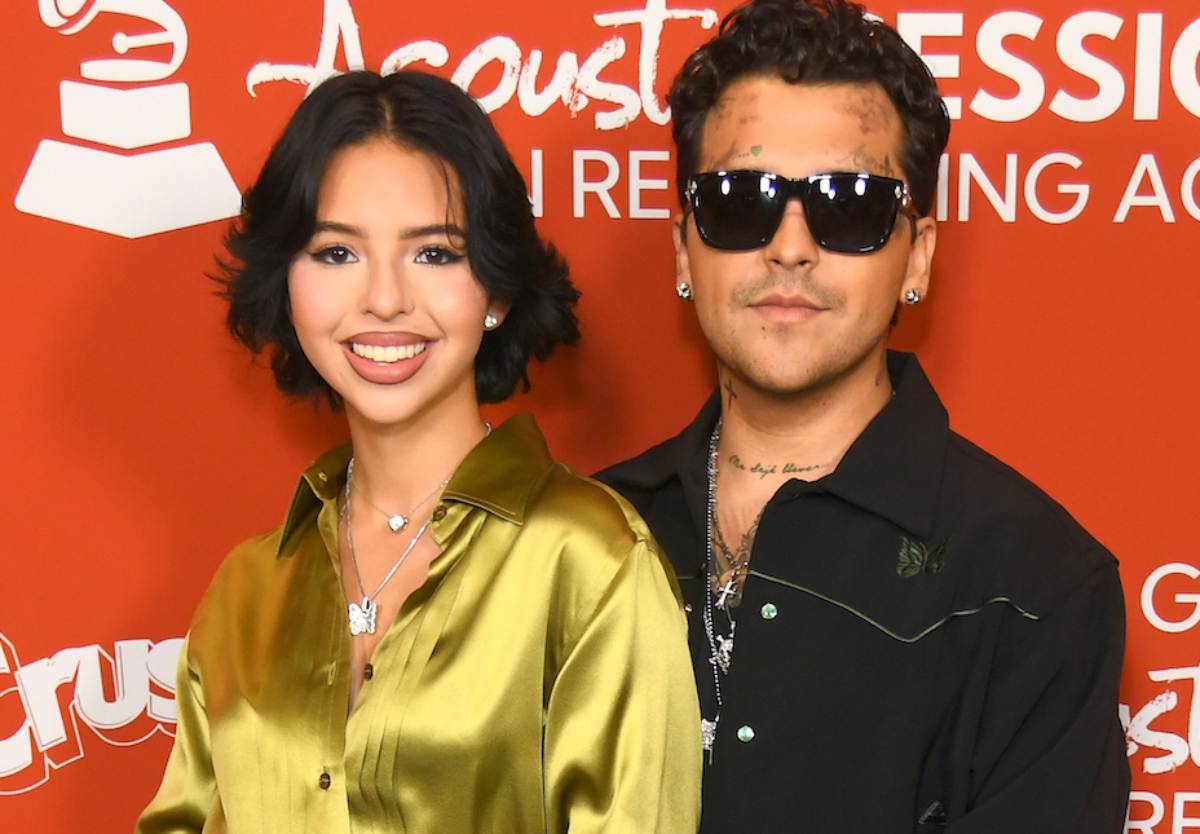 “Mía”: Christian Nodal shows off Ángela Aguilar in a sexy red dress