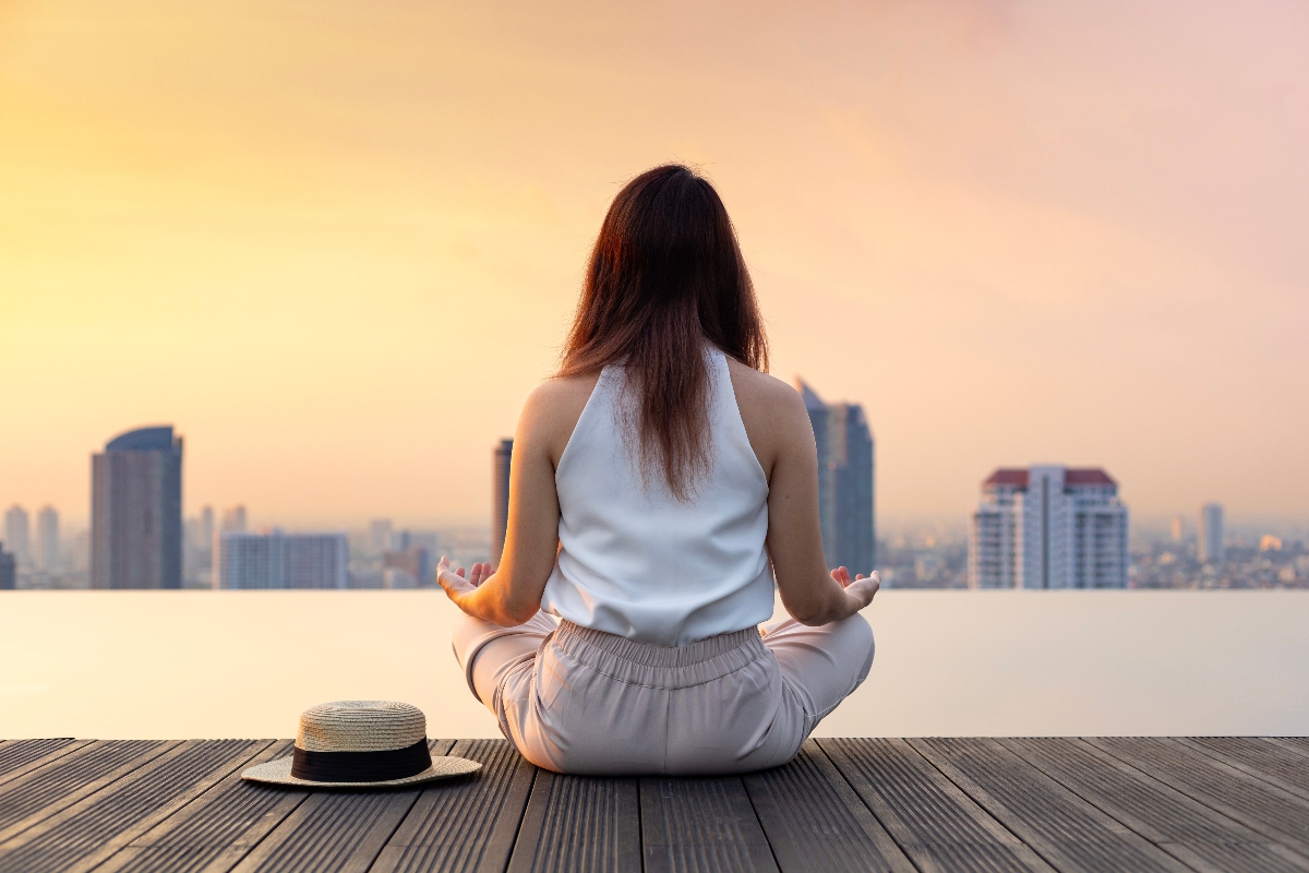 Closing cycles from consciousness