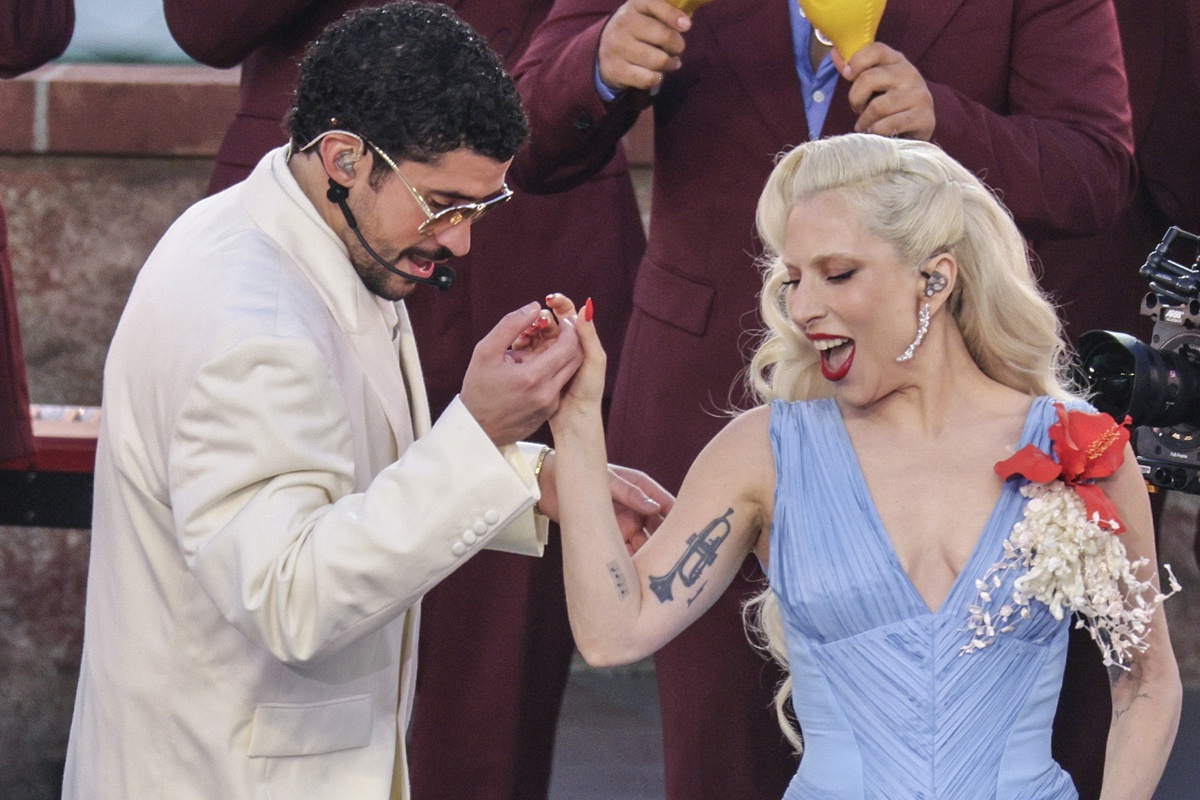 Spanish dominates Super Bowl: Bad Bunny reclaims the stage with Latino pride