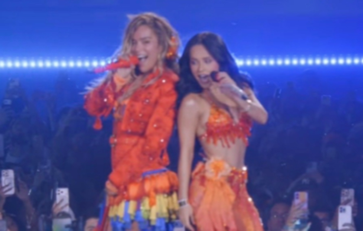 Becky is censored at Coachella