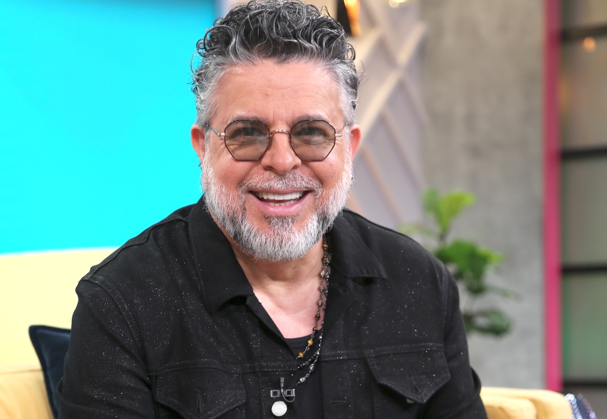 Luis Enrique regresa a la música y lanza su disco ‘El Alma en Clave’