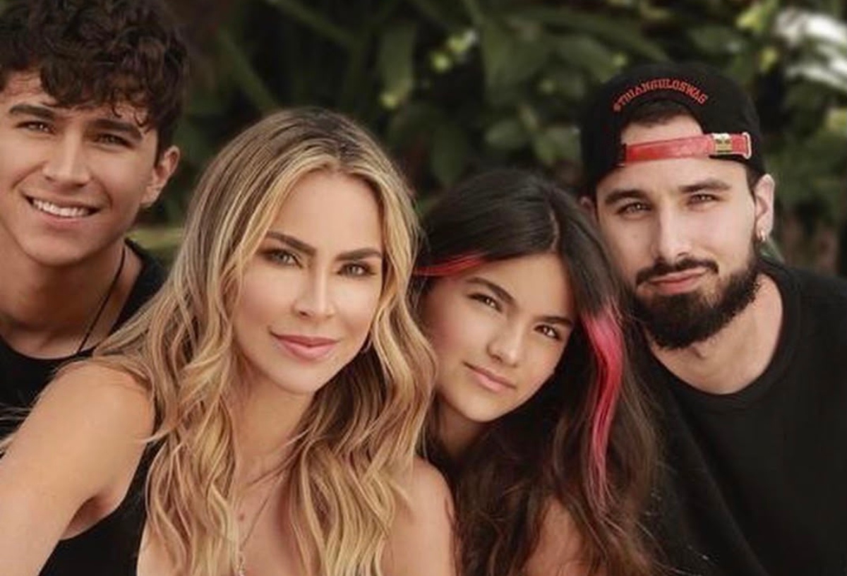 Aylín Mujica comparte el último mensaje de voz que recibió de su hijo antes de morir