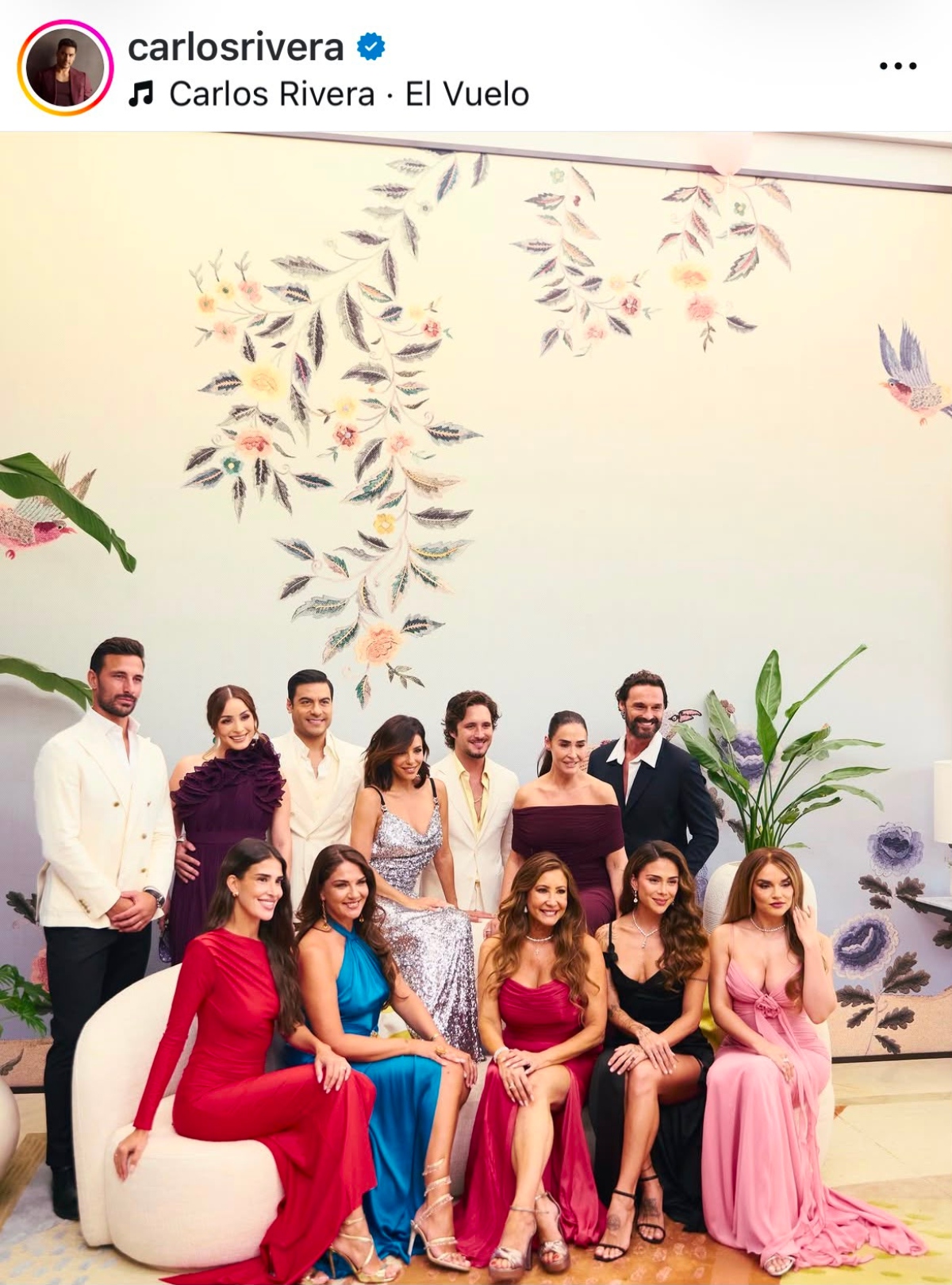 Carlos Rivera premio humanitario