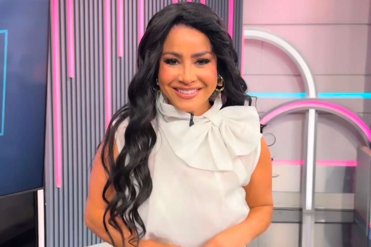 Carolina Sandoval confirma en pleno programa que ya es una mujer divorciada