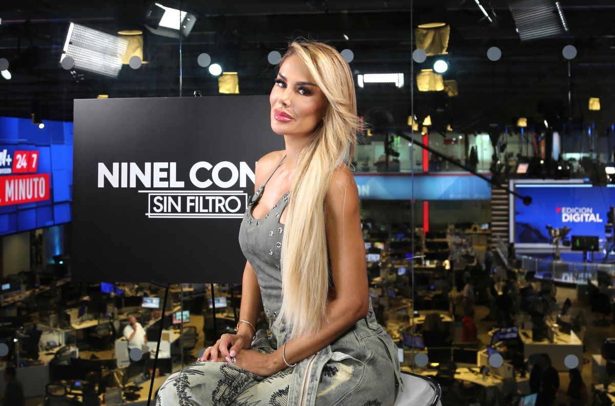 Ninel Conde habla de sus cirugías sin tapujo en su reality show ‘Sin filtro’