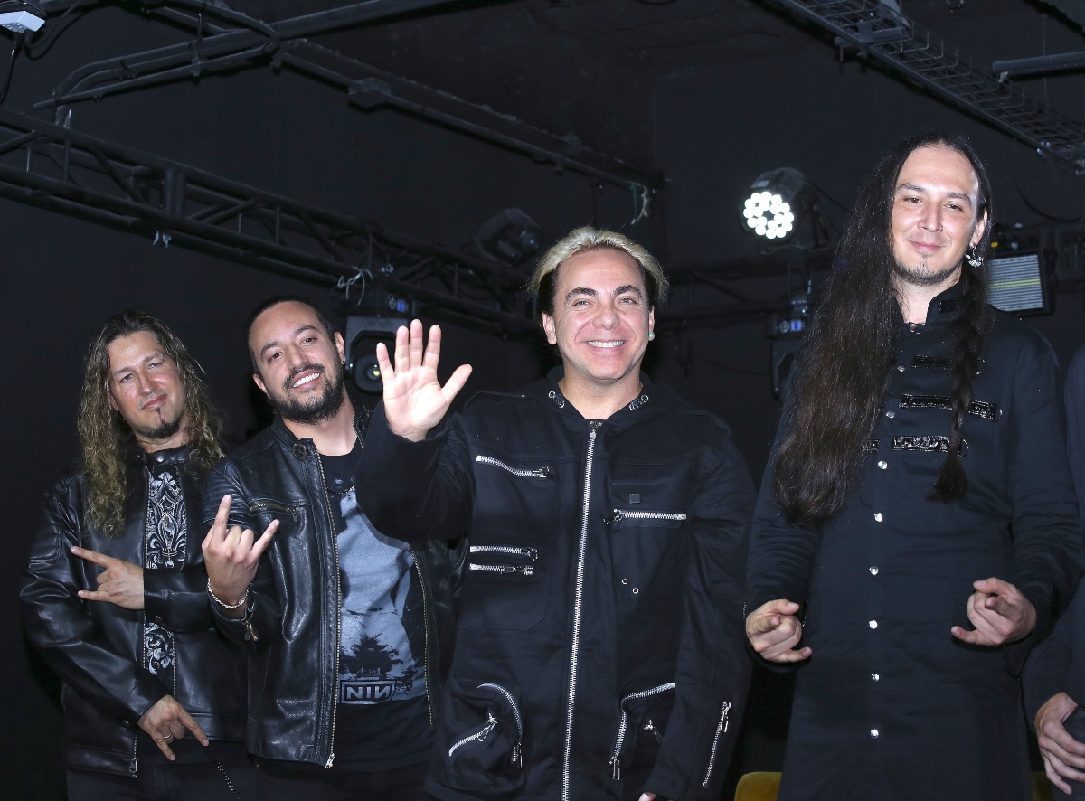 Cristian Castro 'alter ego' para cantar metal con 'La Esfinge'
