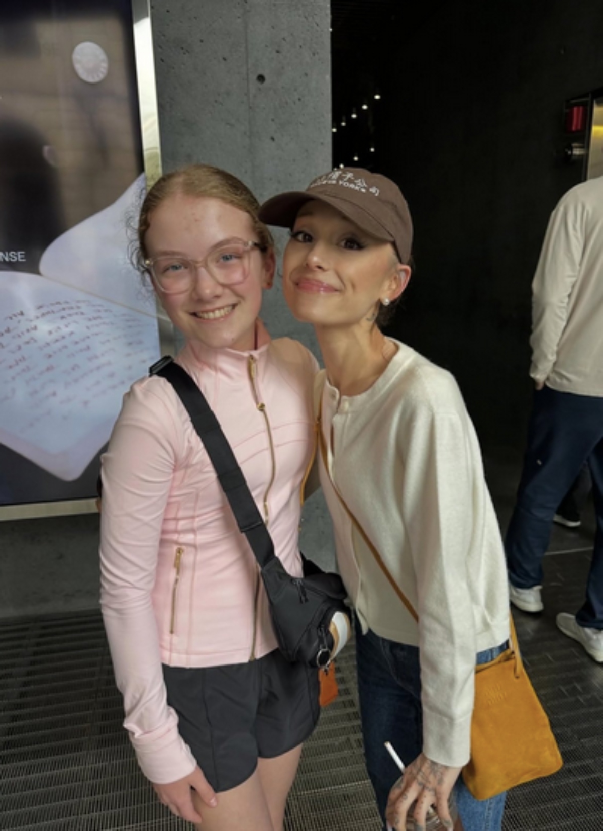 Ariana Grande causa alarma por su extrema delgadez