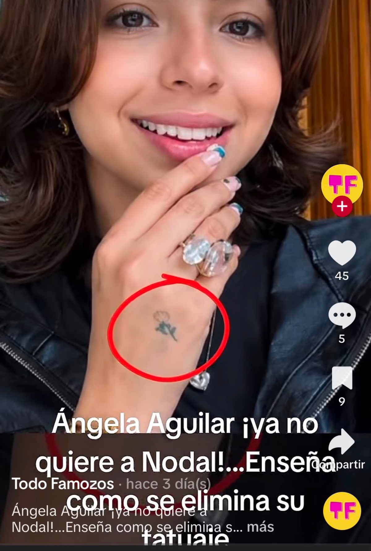 Ángela Aguilar se habría borrado un tatuaje de Christian Nodal