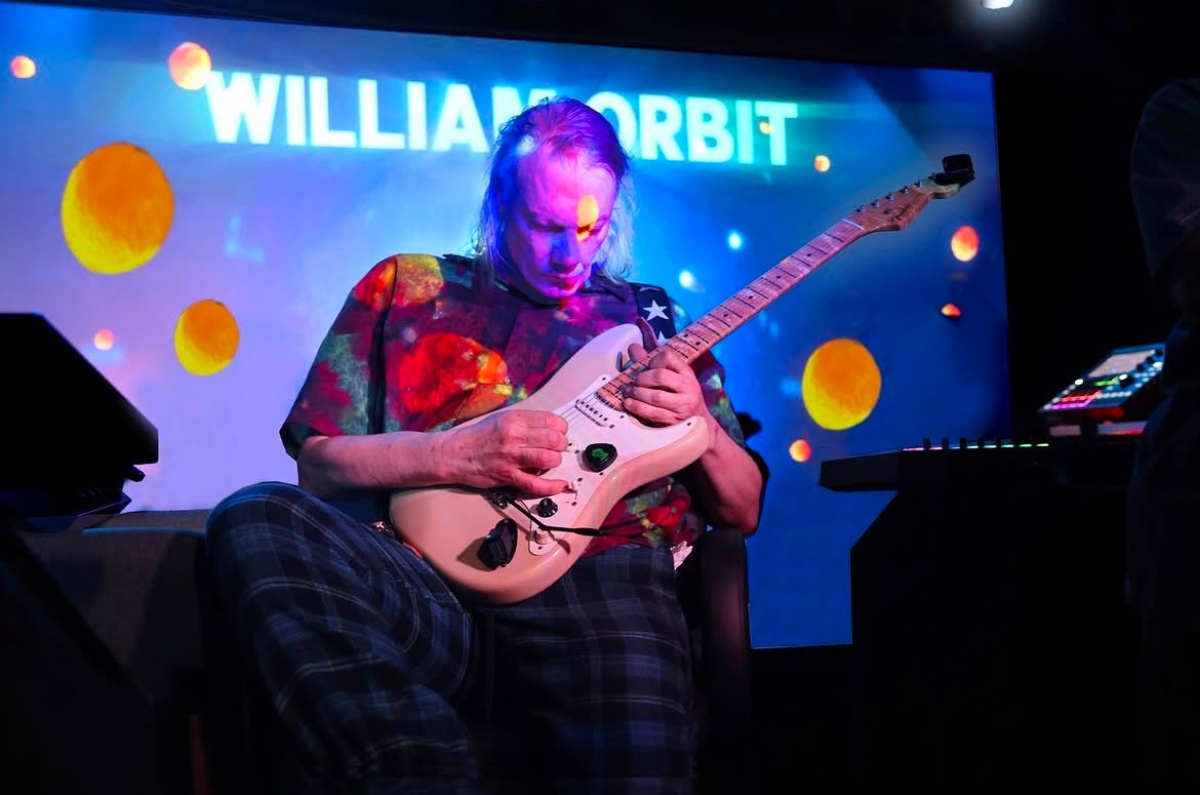 Muere el productor William Orbit, responsable de hits de Madonna, Blur y U2