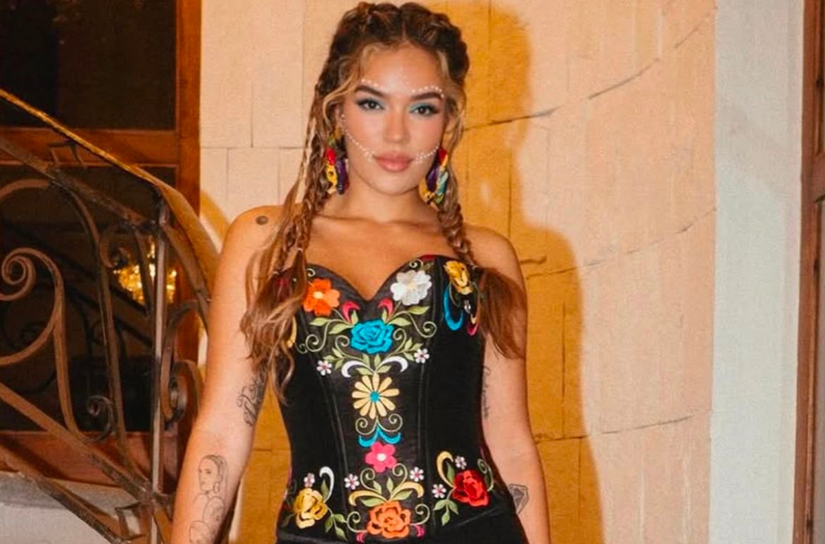 Karol G ofrece su ayuda para Colombia tras el terremoto