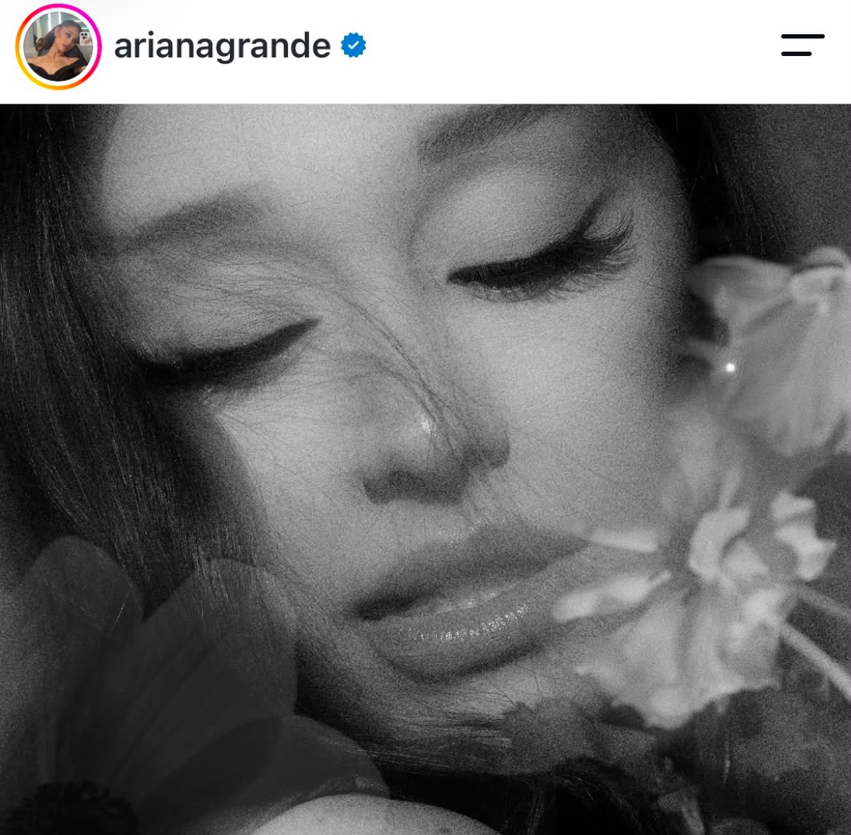 Ariana Grande logra su séptimo número 1 en Billboard con su disco 'petal'