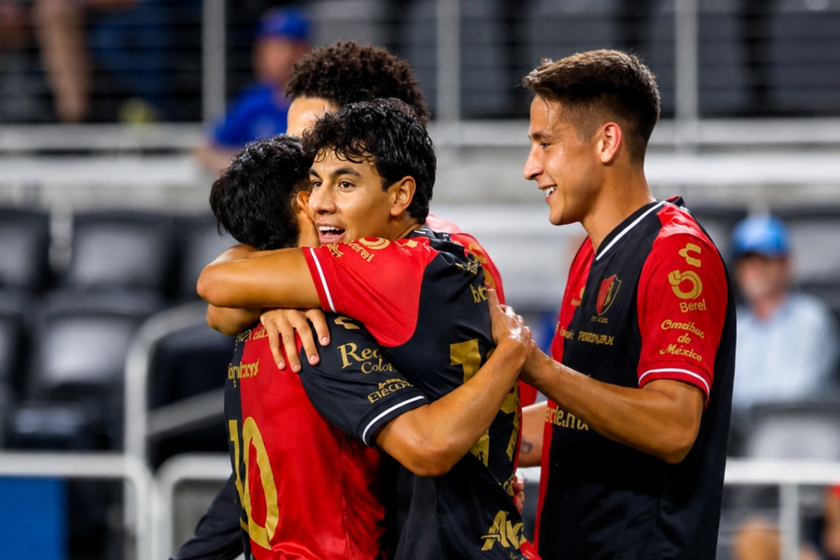 Atlas remonta y vence al Cincinnati