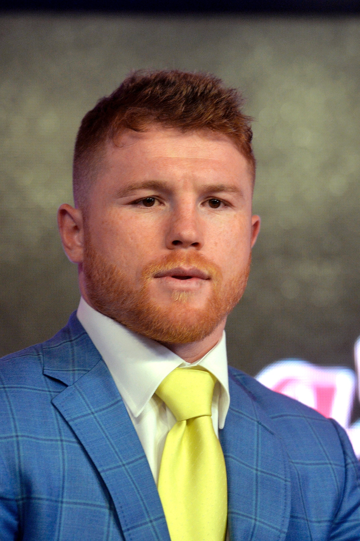 Canelo Álvarez recibe histórica invitación en México
