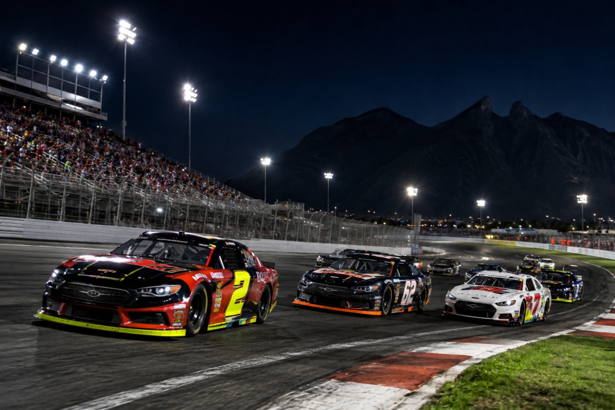 NASCAR México enciende la noche de Monterrey: arranca el Chase y cada error puede costar el campeonato