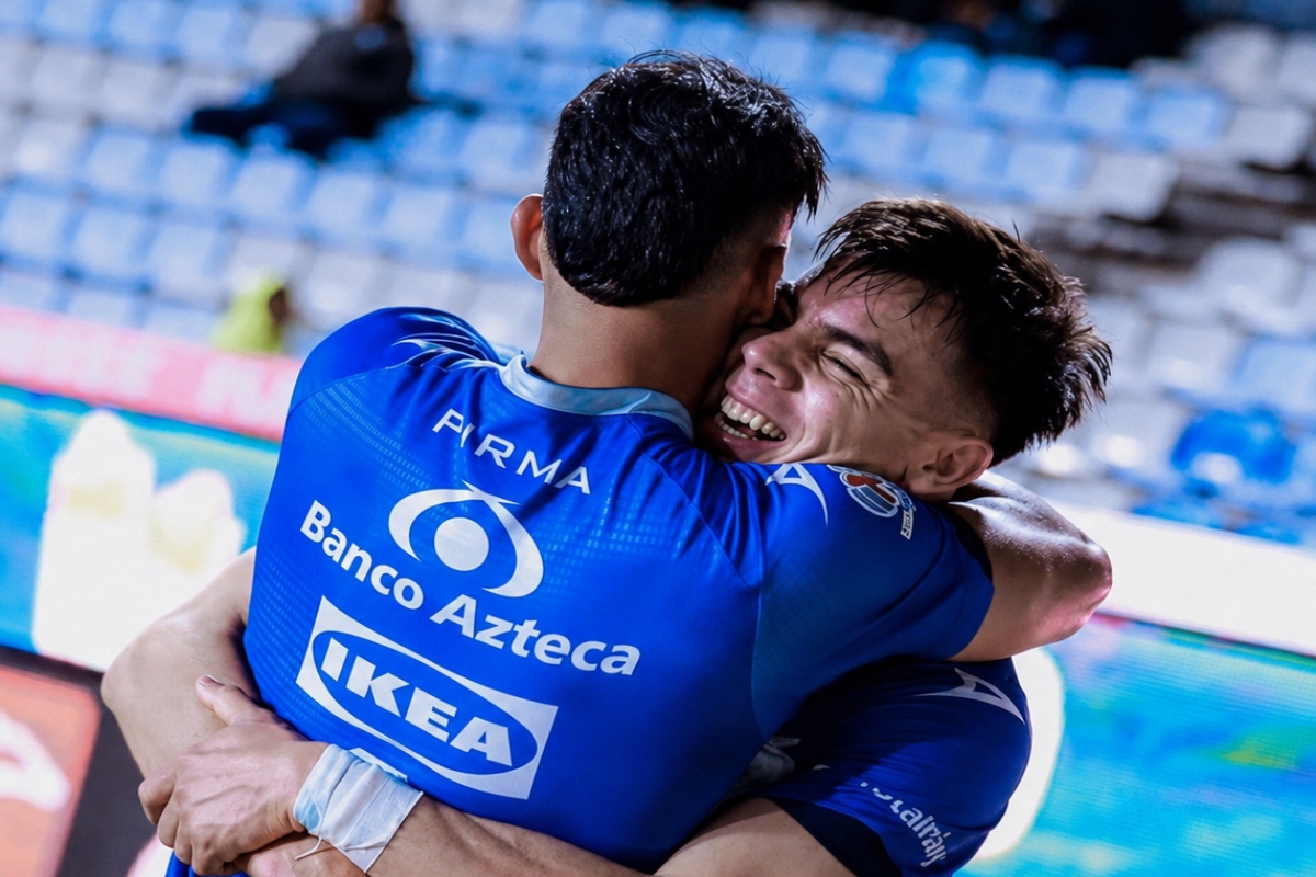 Puebla silencia a Pachuca con gol agónico y da el gran golpe de la Jornada 4