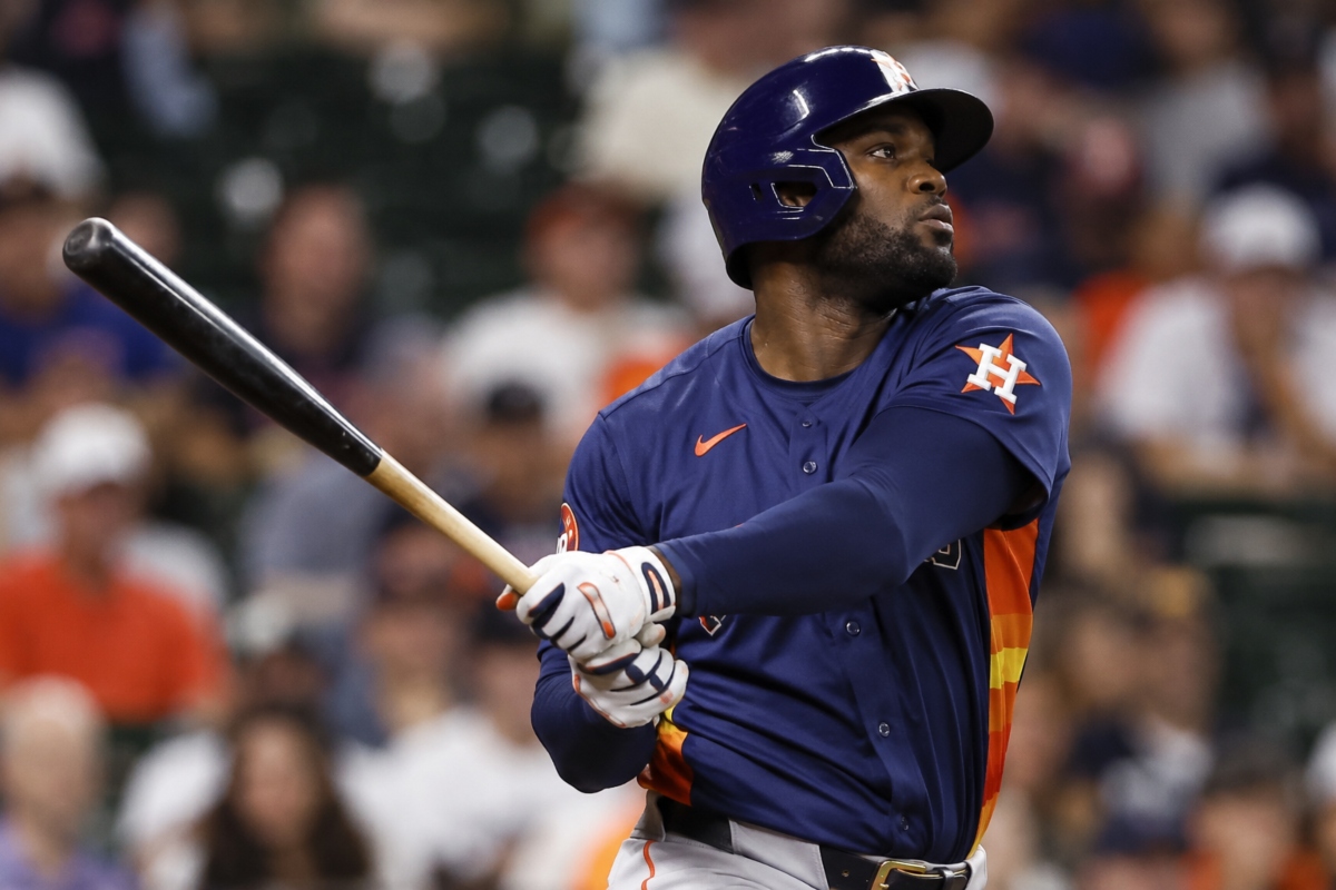 Yordan Álvarez impone un récord brutal: sus rivales prefieren regalarle la primera base antes que enfrentarlo