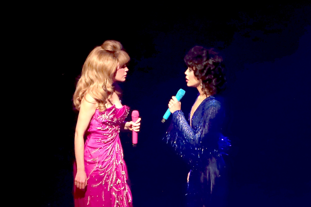 Yuri le dice a Belinda y Danna: "Nunca van a cantar como yo"