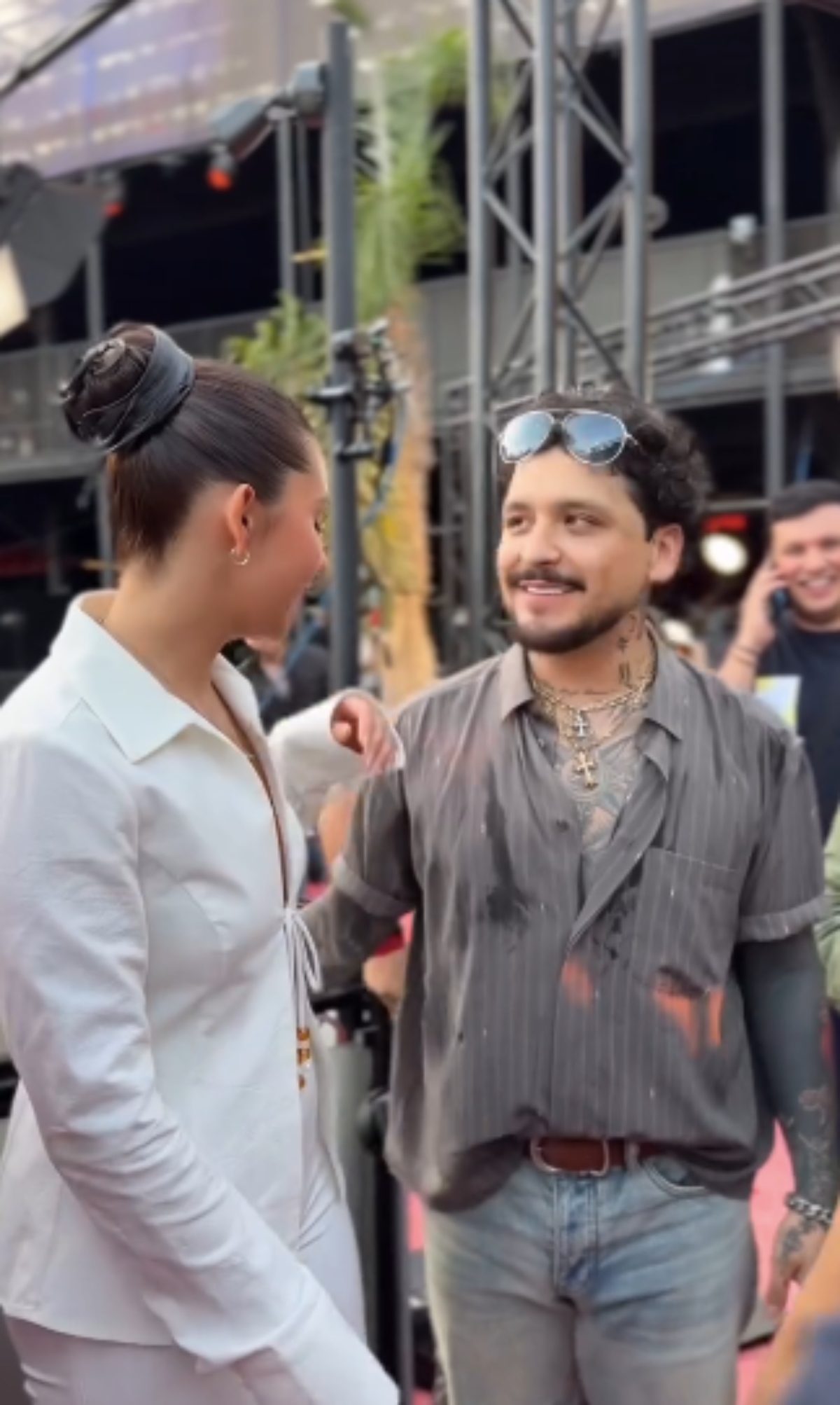 Christian Nodal y Ángela Aguilar se muestran más felices que nunca antes de los Premios Juventud