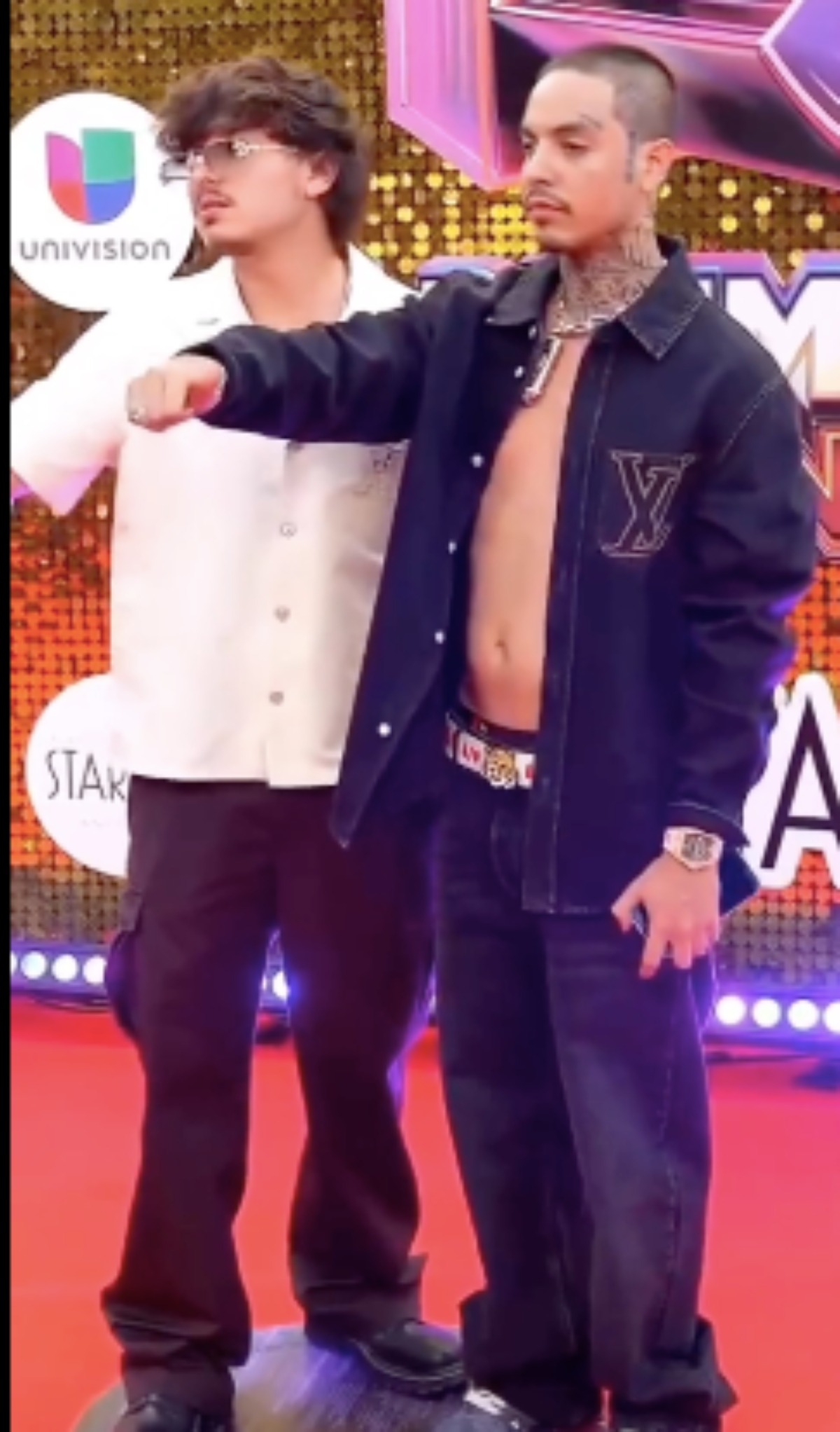 Natanael Cano y Gabito Ballesteros indignación Premios Juventud