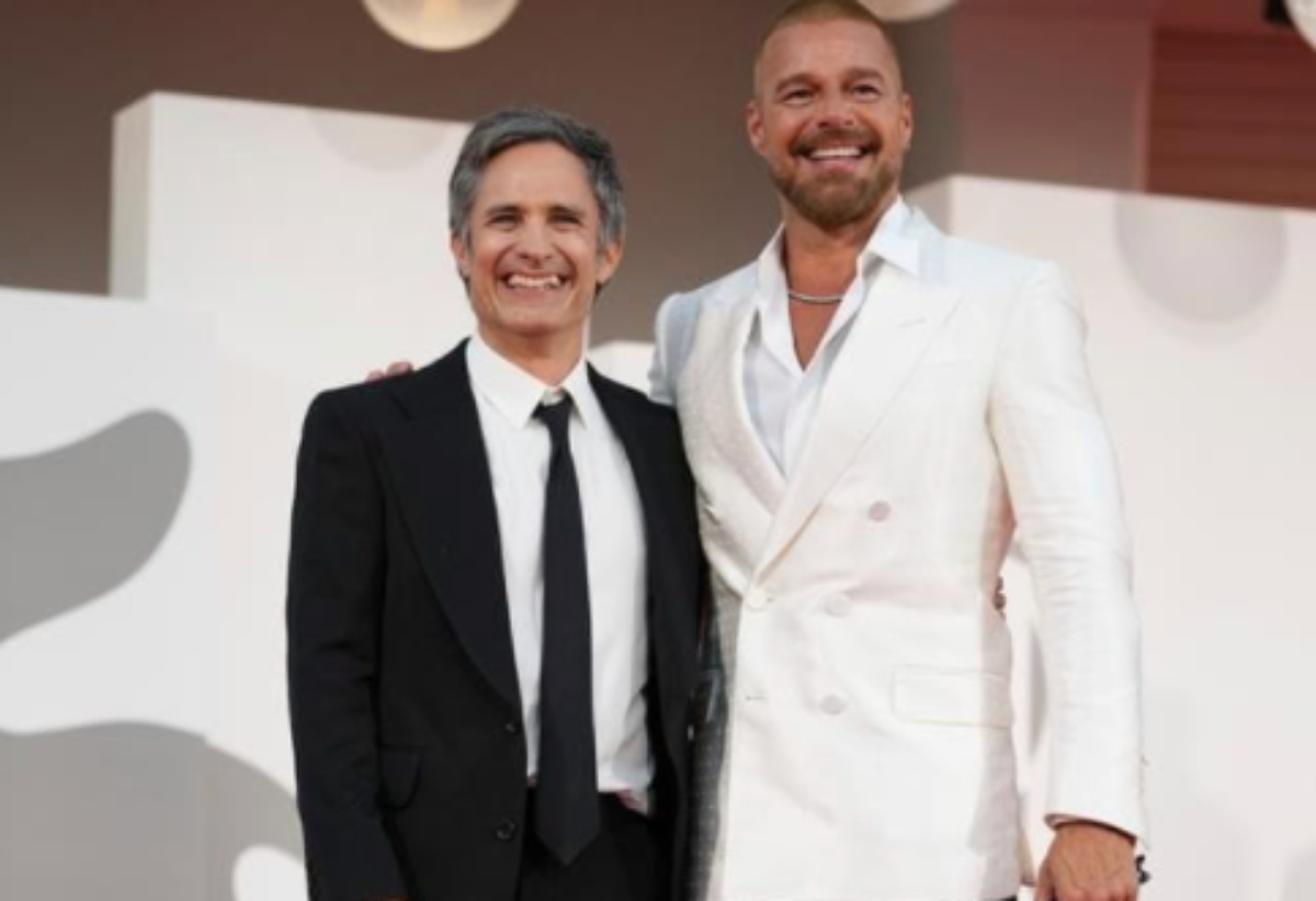 Gael García triunfa junto a Ricky Martin presentando la película ‘Hombre al Agua’