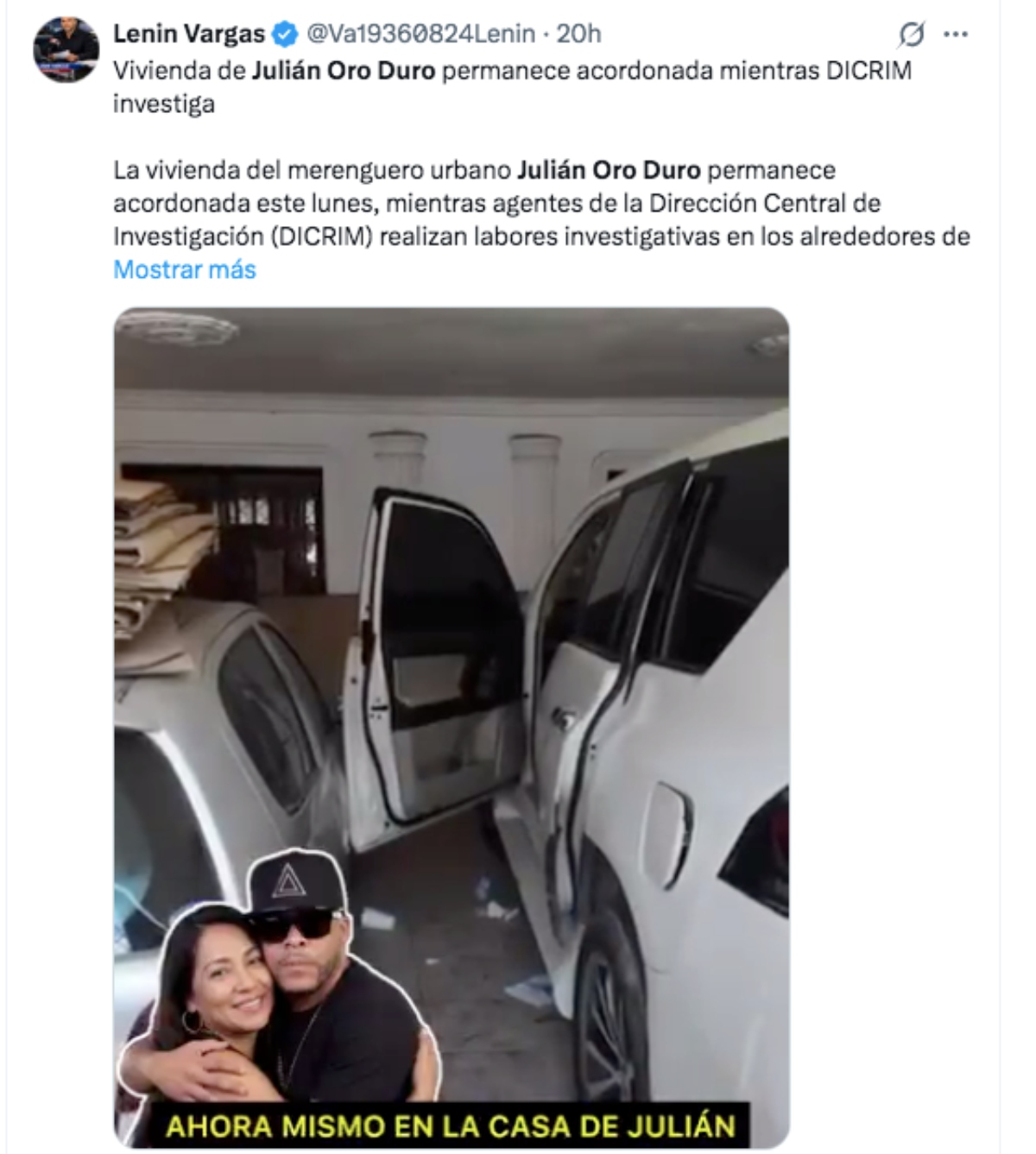 The wife of singer Julián Oro Duro was killed, and he is in critical condition
