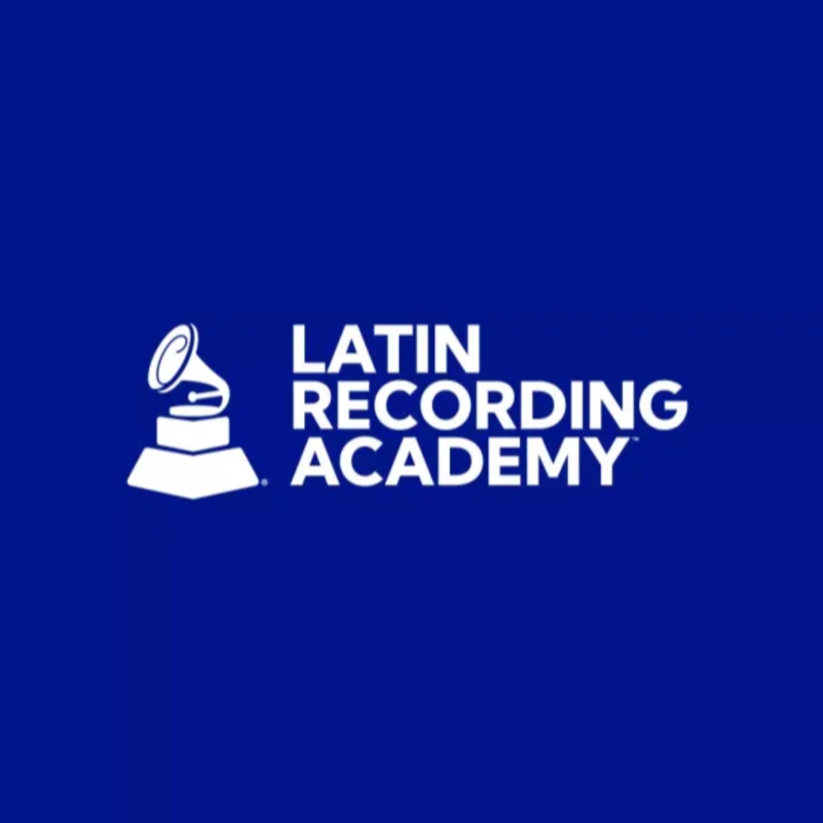 Rosalía y Karol G lideran las nominaciones en los Latin Grammy