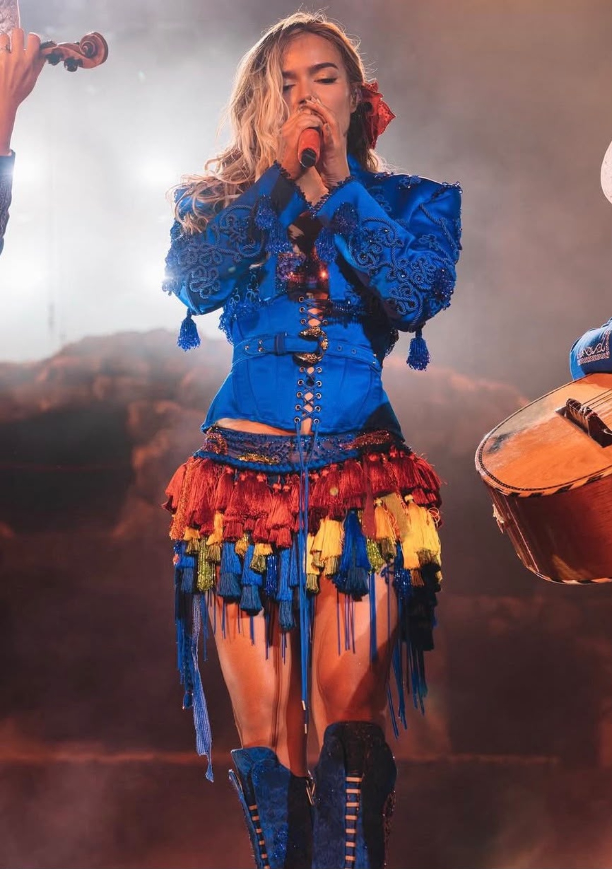 Rosalía y Karol G lideran las nominaciones en los Latin Grammy