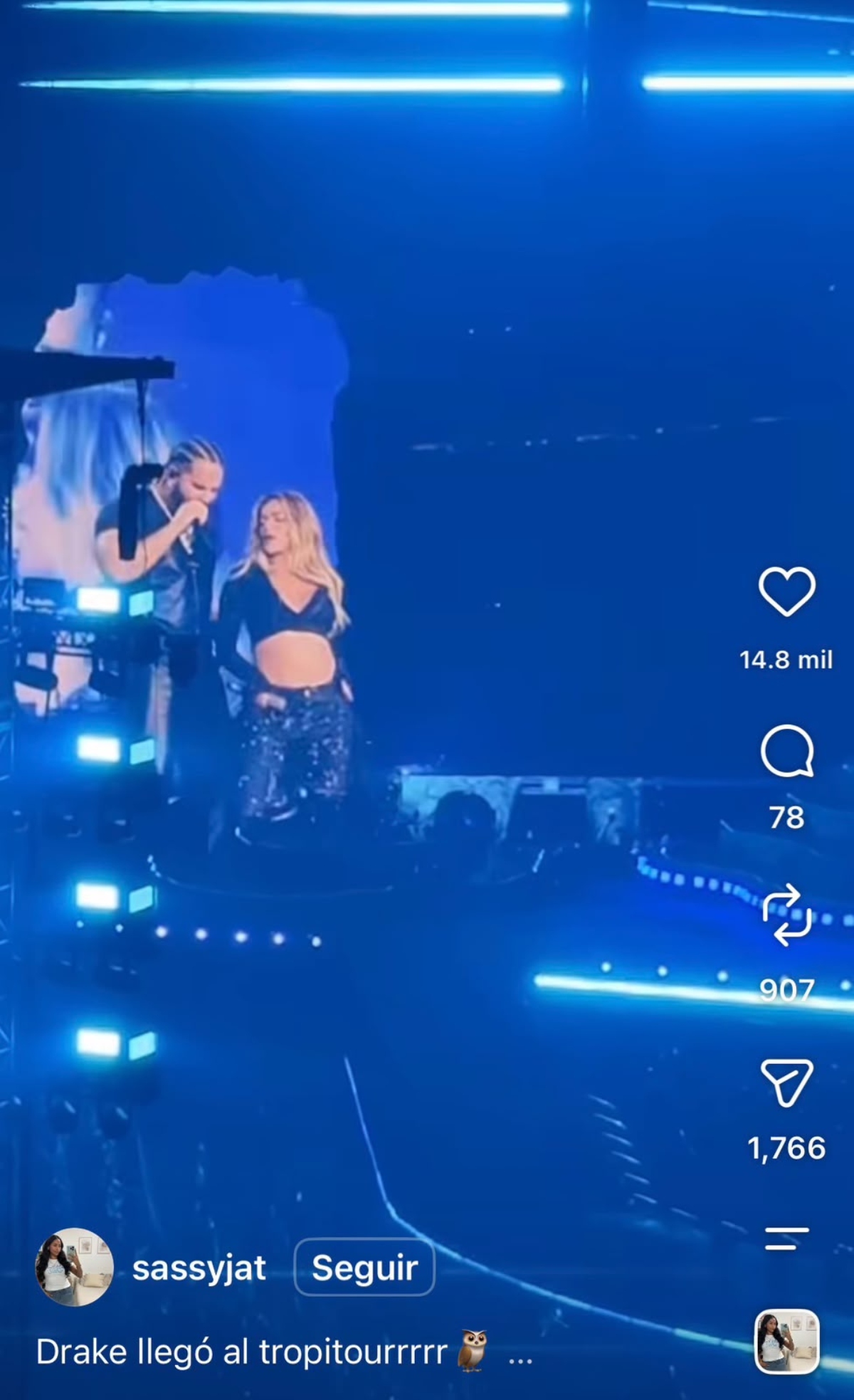 Karol G sorprende cantando junto a Drake en su show de Houston