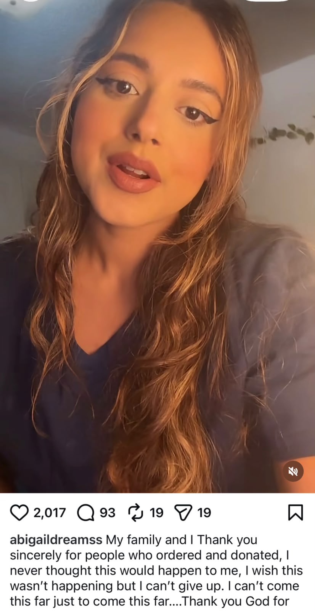 Hija de Lupillo Rivera pierde negocio por incendio y recauda fondos