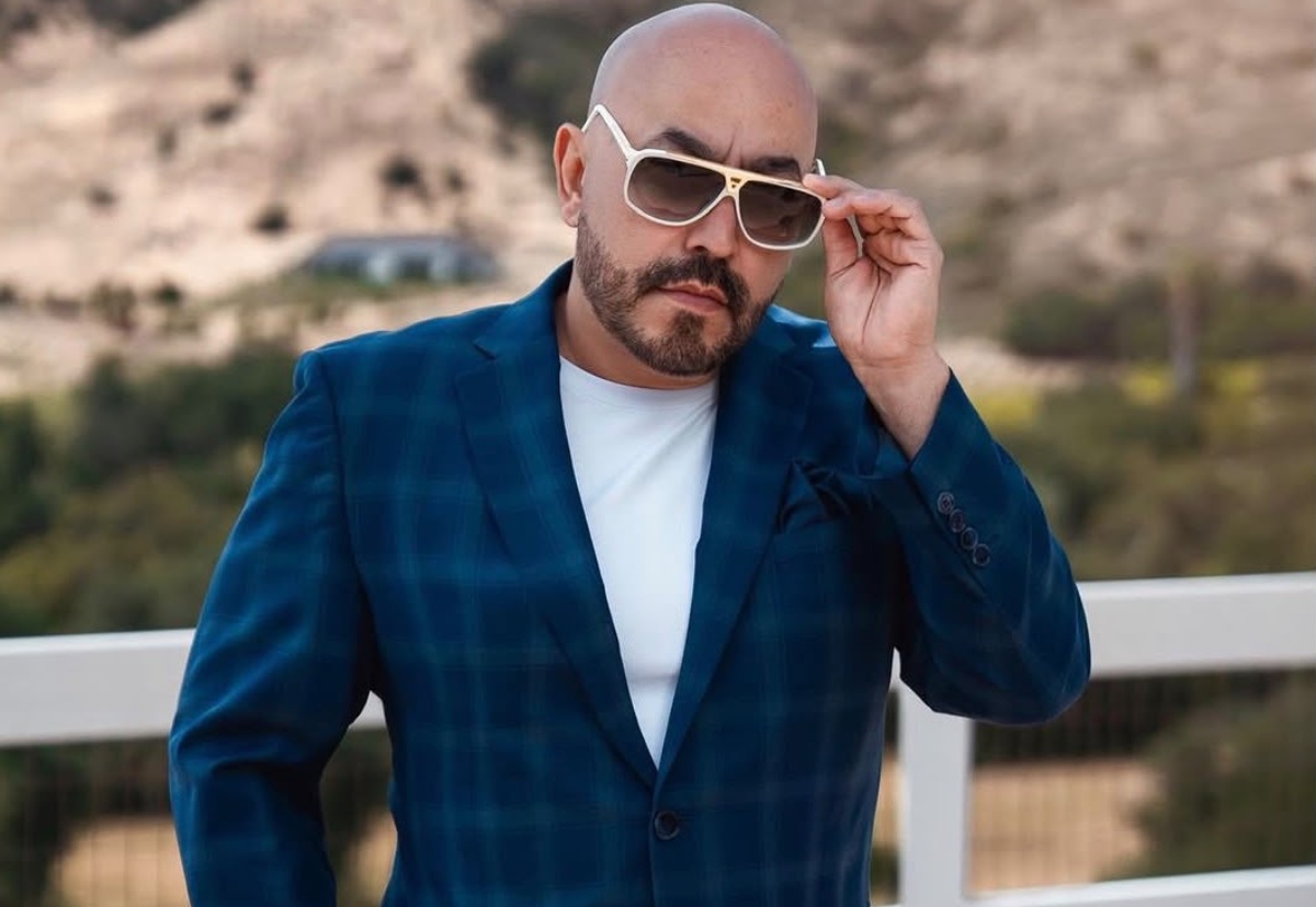¿Se enamora fácil? Lupillo Rivera muestra a su nueva novia