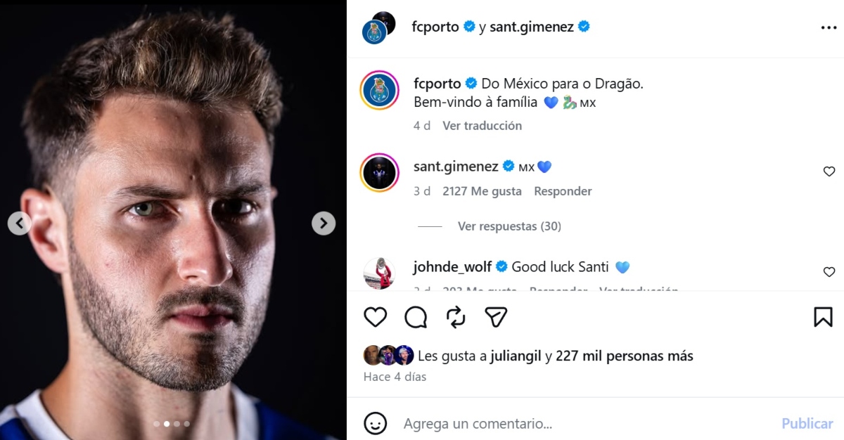 Santiago Giménez aparece registrado como italiano
