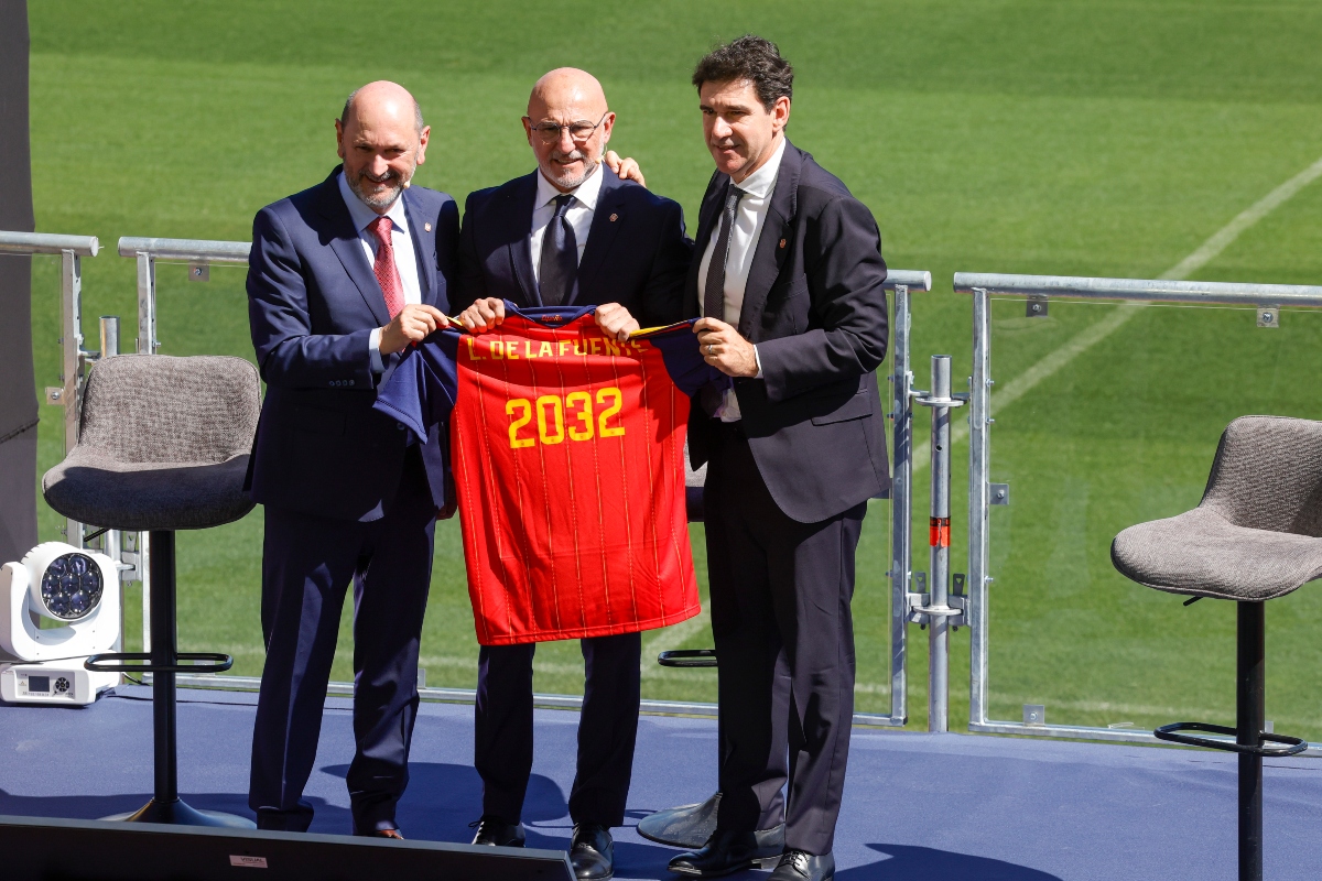Luis de la Fuente hace historia: será el segundo seleccionador con más tiempo al frente de España