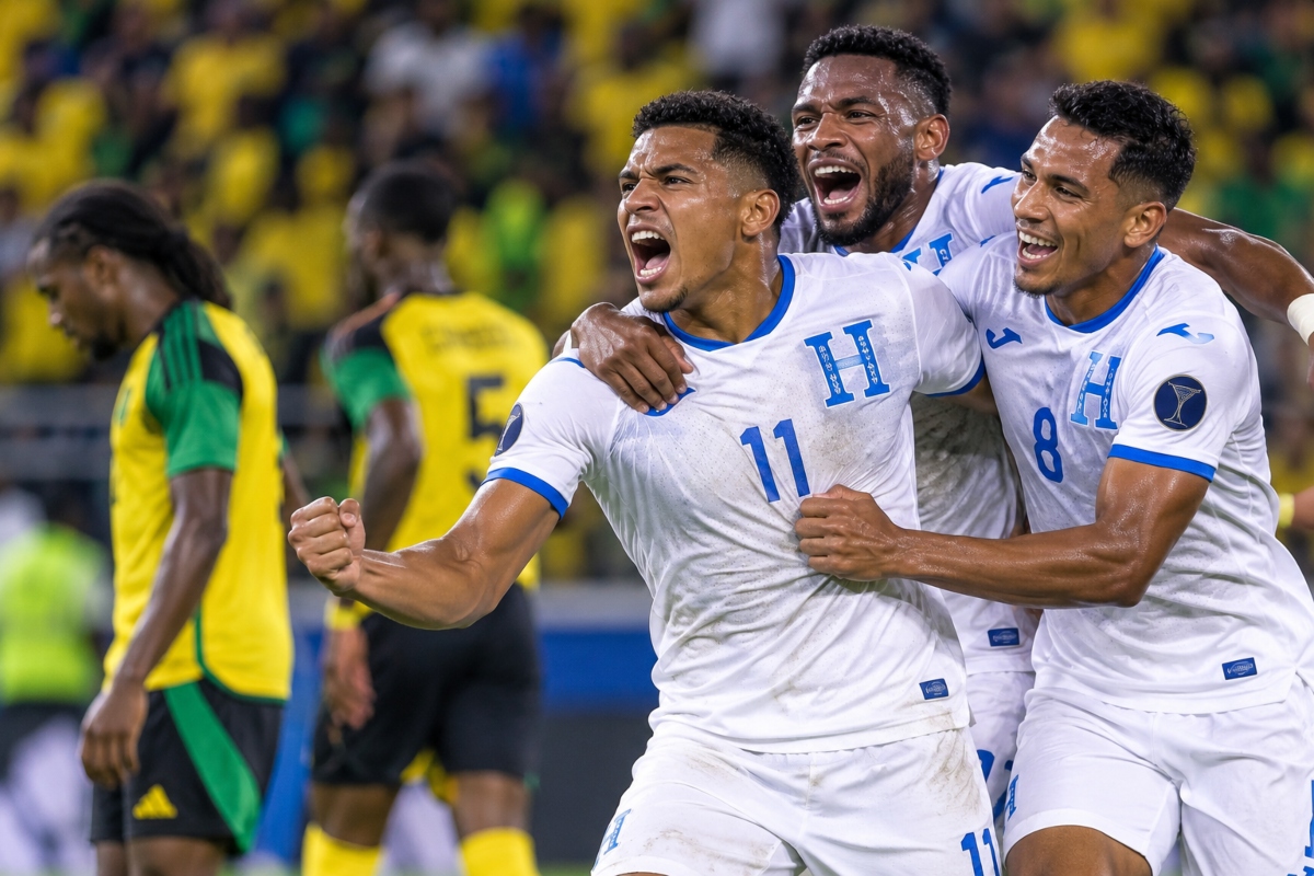 Honduras hace historia en Kingston: Derriba 1-0 a Jamaica y firma un triunfo inolvidable