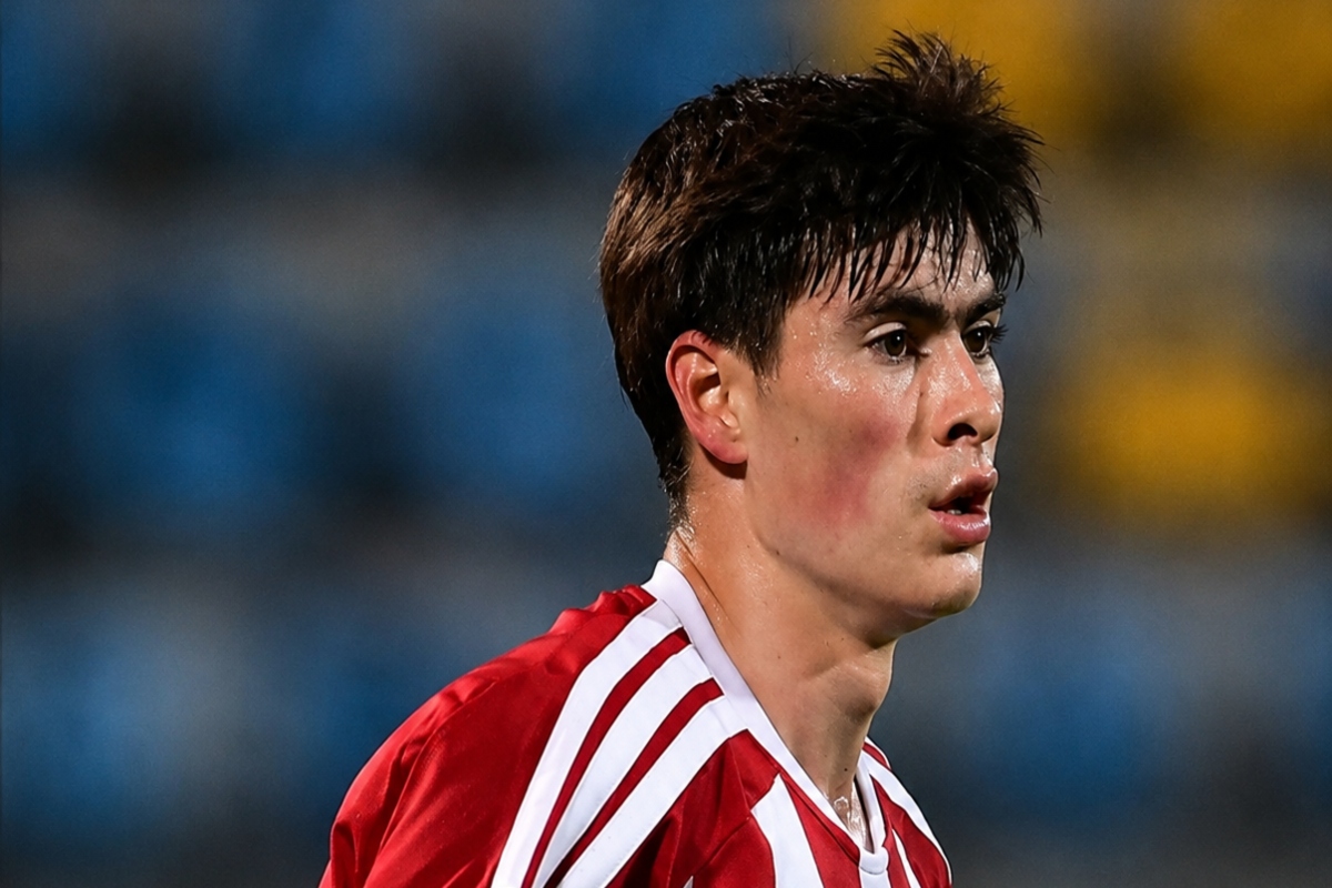 La ‘Hormiga’ González debuta en Grecia y se queda a centímetros de un gol de ensueño con Olympiacos