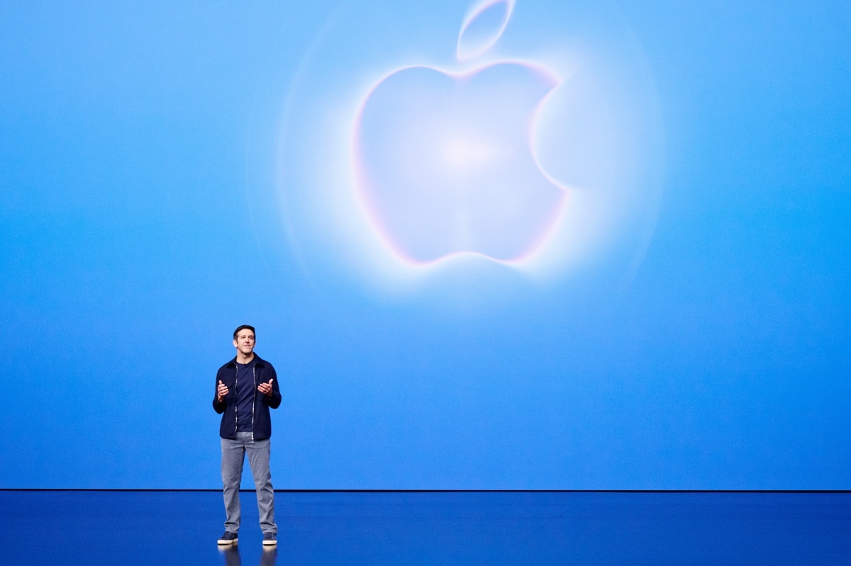 iPhone Duo: el primer plegable de Apple llega por 1,999 dólares