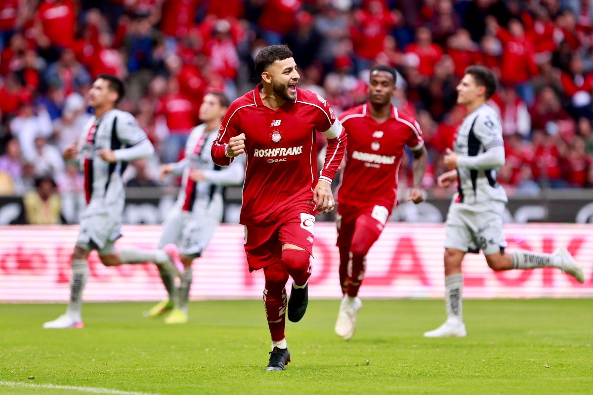 A clash of titans! League-leading Toluca puts its strength to the test against defending champion Cruz Azul