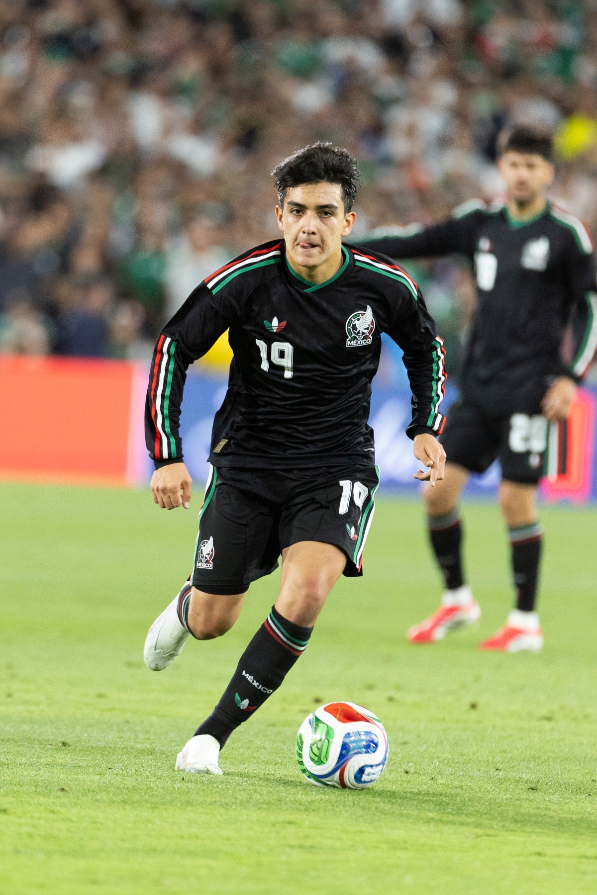 Rafa Márquez prepara su primer Tri, Gilberto Mora